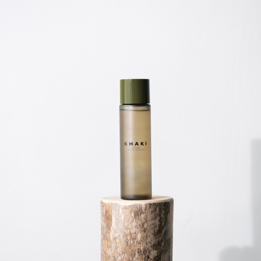 KHAKI デイケアエッセンスインローション<薬用オールインワンローション>