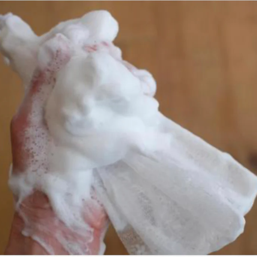 KHAKI スキンケアコフレ＜洗顔料＆オールインワンローション＆ポーチ＆洗顔泡立てネット＆ヘアバンド＞